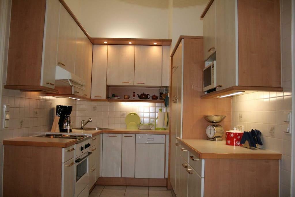 70M² Grosses Apartment Mit Gartenzugang เวียนนา ภายนอก รูปภาพ
